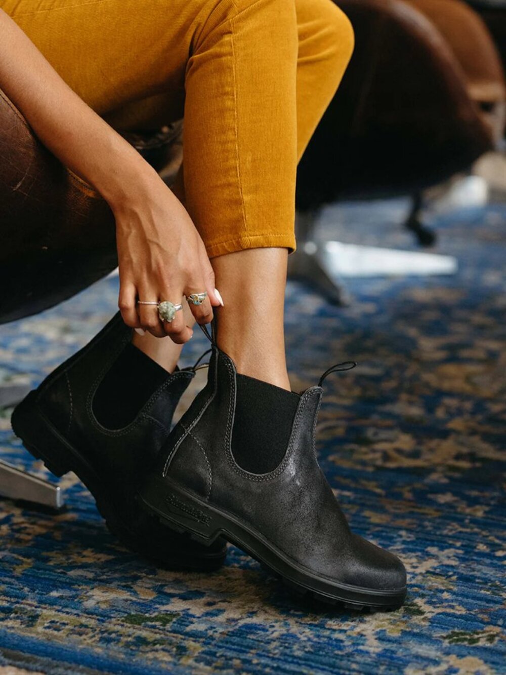 BLUNDSTONE Heeled High-Top Boots In Black 1910 (size 11) NEW!